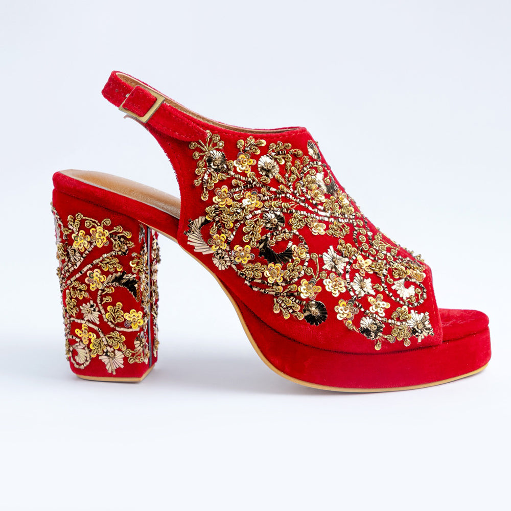 THE SCARLET MAHARANI