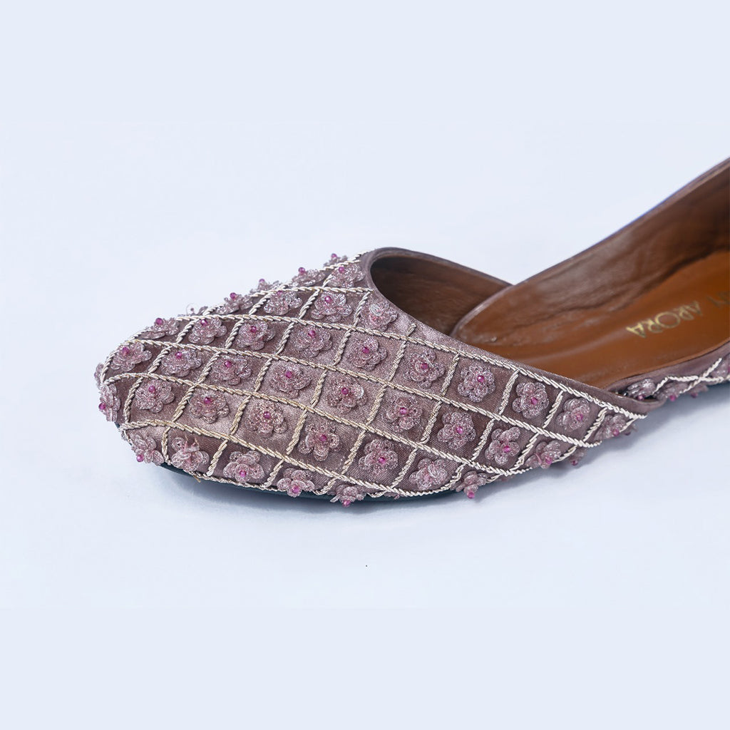 THE ROSE LATTICE